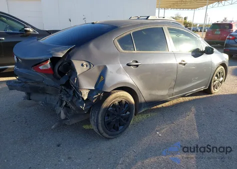 2014 Kia Forte Lx z USA, uszkodzony, nr VIN KNAFX4A66E5327267